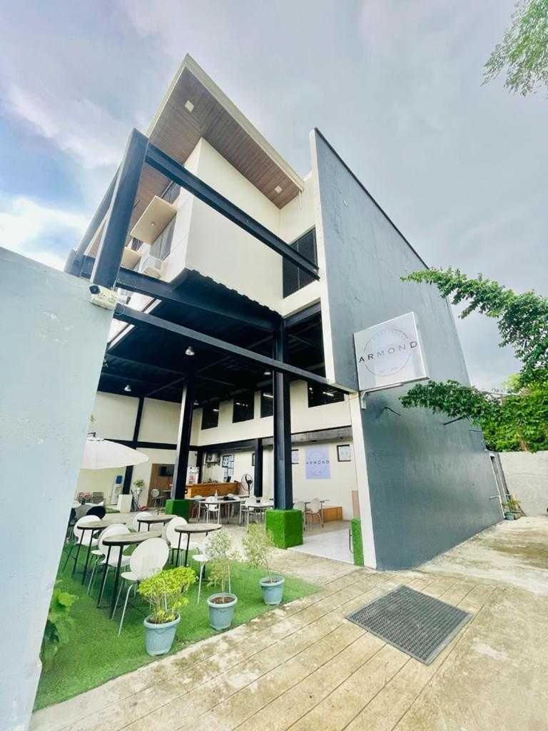 Oyo 1008 Armond Bed And Breakfast Μακτάν Εξωτερικό φωτογραφία